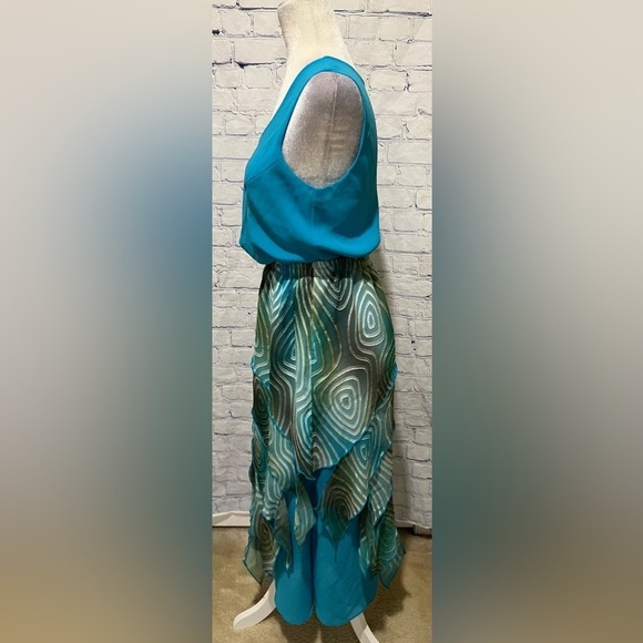 I.C. Collections by Connie 3 Piece Skirt, Top, And Tank Blouse Size Small - Picture 6 of 10